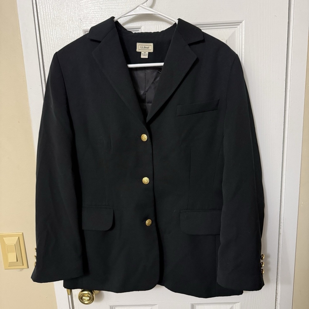 L.L. Bean Women's 3 Button Blazer Jacket Size 10 Petite Black Suit Coat